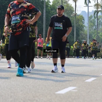 Runner Photo 7055625