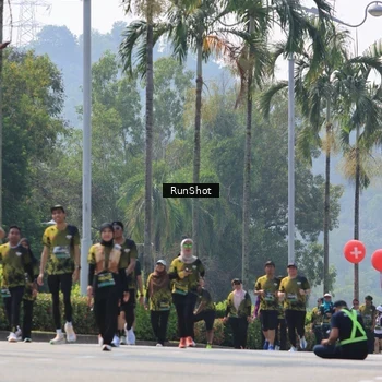 Runner Photo 7055651