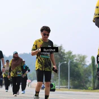 Runner Photo 7055671