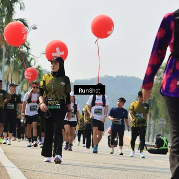 Runner Photo 7055685