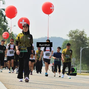 Runner Photo 7055688