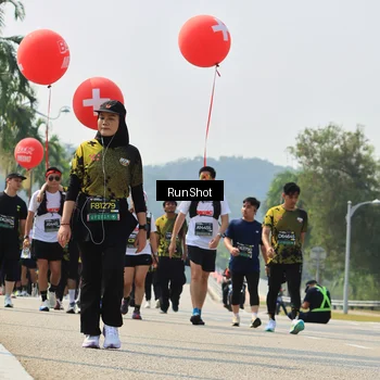 Runner Photo 7055691