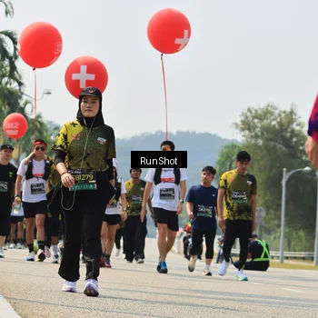 Runner Photo 7055693