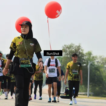Runner Photo 7055700