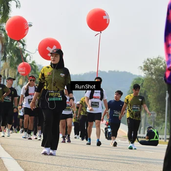 Runner Photo 7055703