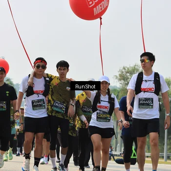 Runner Photo 7055704