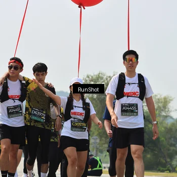 Runner Photo 7055712