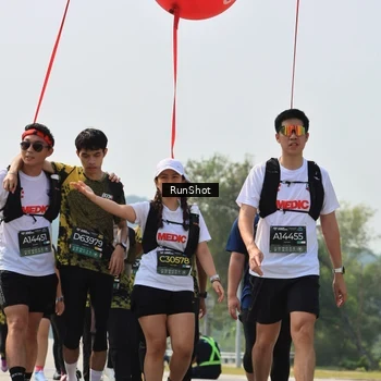 Runner Photo 7055713