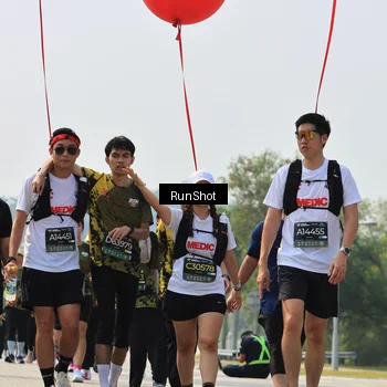Runner Photo 7055714