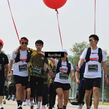 Runner Photo 7055715