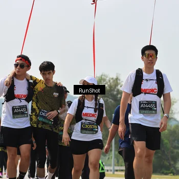 Runner Photo 7055720