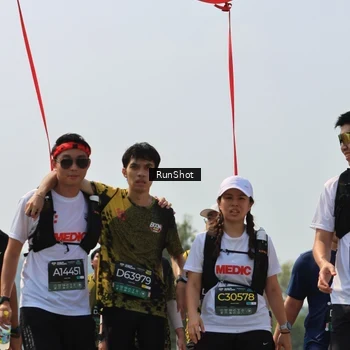 Runner Photo 7055723