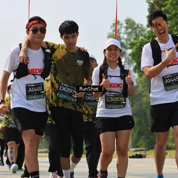 Runner Photo 7055739