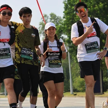 Runner Photo 7055745