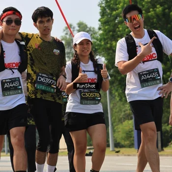 Runner Photo 7055748