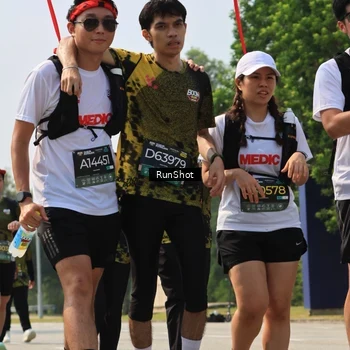 Runner Photo 7055750