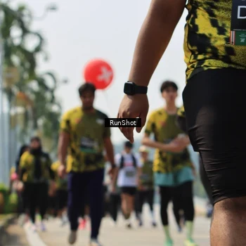Runner Photo 7055754