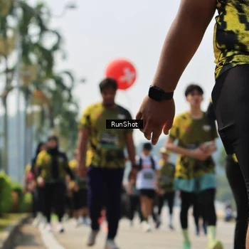 Runner Photo 7055755