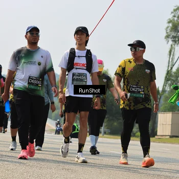 Runner Photo 7055783