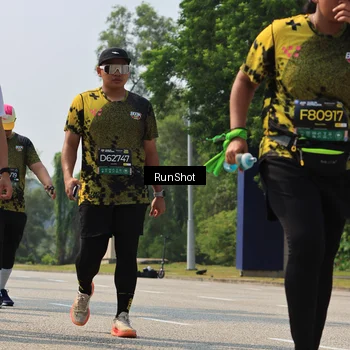 Runner Photo 7055792