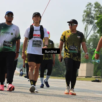 Runner Photo 7055793