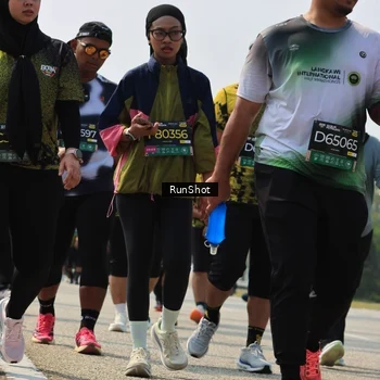 Runner Photo 7055797