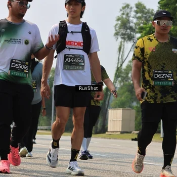 Runner Photo 7055798