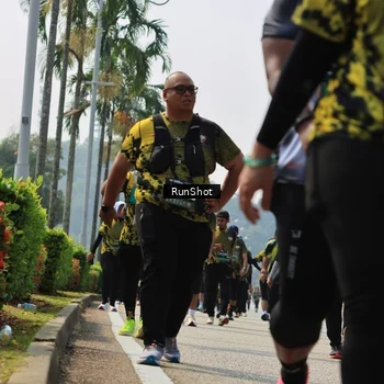 Runner Photo 7055821