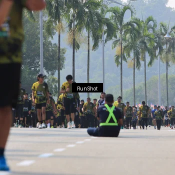 Runner Photo 7055824
