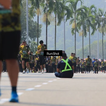 Runner Photo 7055850