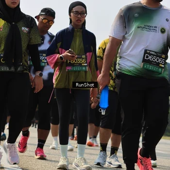 Runner Photo 7055854