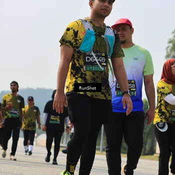 Runner Photo 7055856