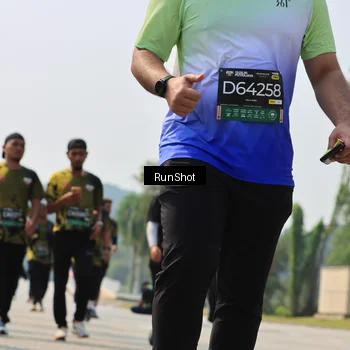 Runner Photo 7055865