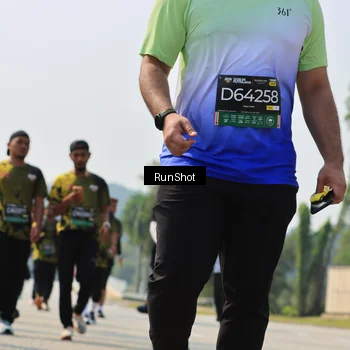 Runner Photo 7055869