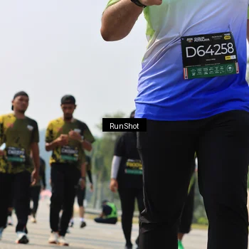 Runner Photo 7055872