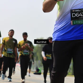 Runner Photo 7055874