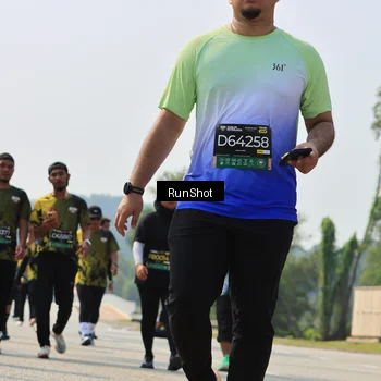 Runner Photo 7055877