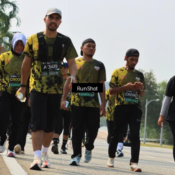 Runner Photo 7055888
