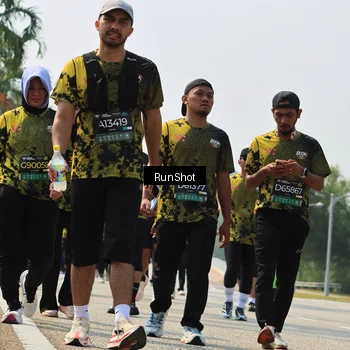 Runner Photo 7055889