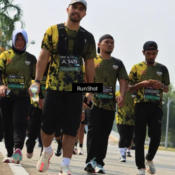 Runner Photo 7055890