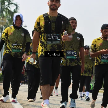 Runner Photo 7055891