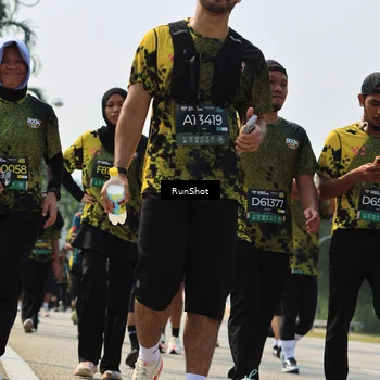 Runner Photo 7055898