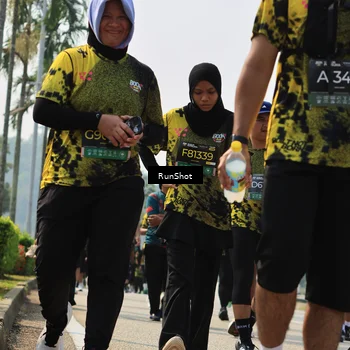 Runner Photo 7055900
