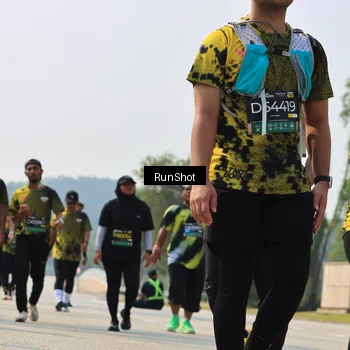 Runner Photo 7055912