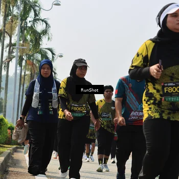 Runner Photo 7055937
