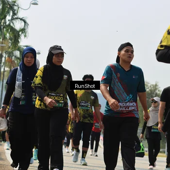Runner Photo 7055945