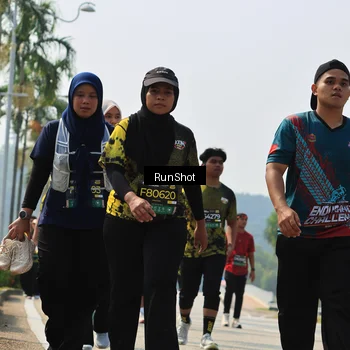 Runner Photo 7055951