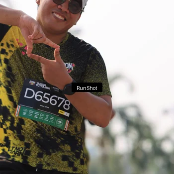 Runner Photo 7055957