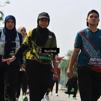 Runner Photo 7055963