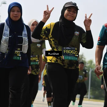Runner Photo 7055972